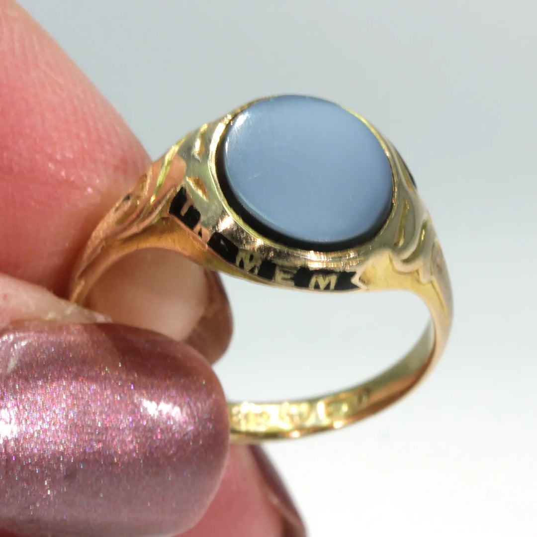 Victorian Sardonyx Memorial Ring 18k Gold In Memory Of
