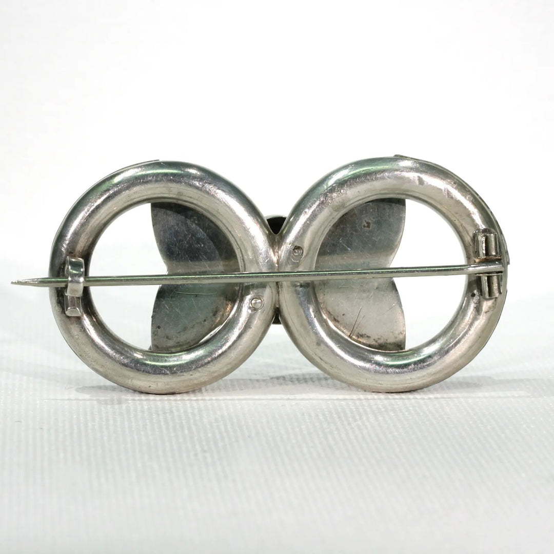 Victorian Scottish Pebble Brooch Pin Silver Bow Agate