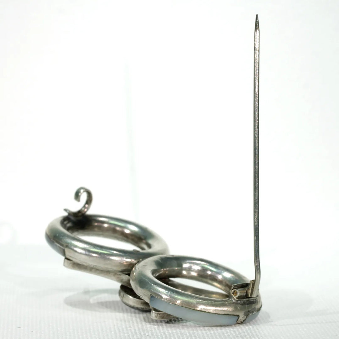Victorian Scottish Pebble Brooch Pin Silver Bow Agate