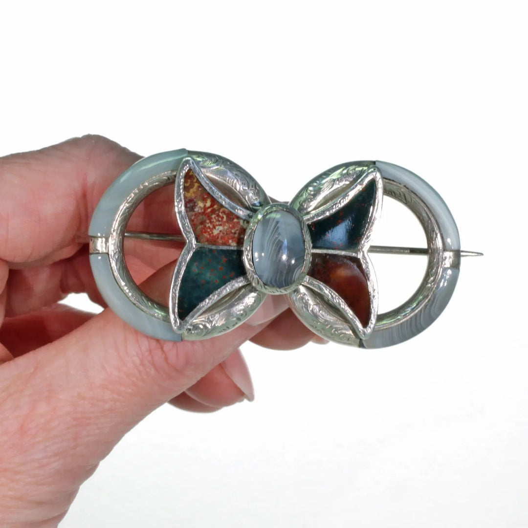 Victorian Scottish Pebble Brooch Pin Silver Bow Agate