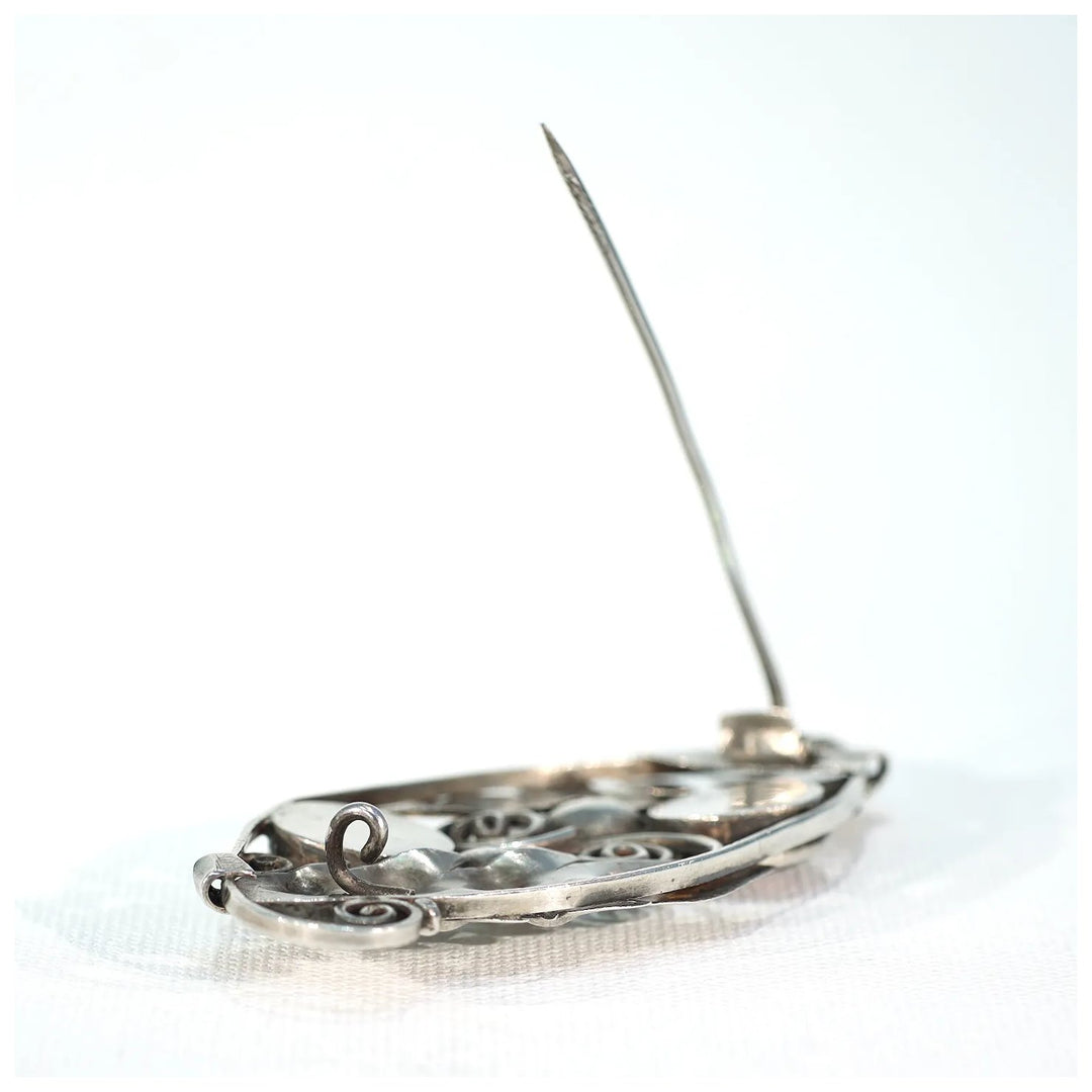Vintage 1960s Silver Mother of Pearl Brooch