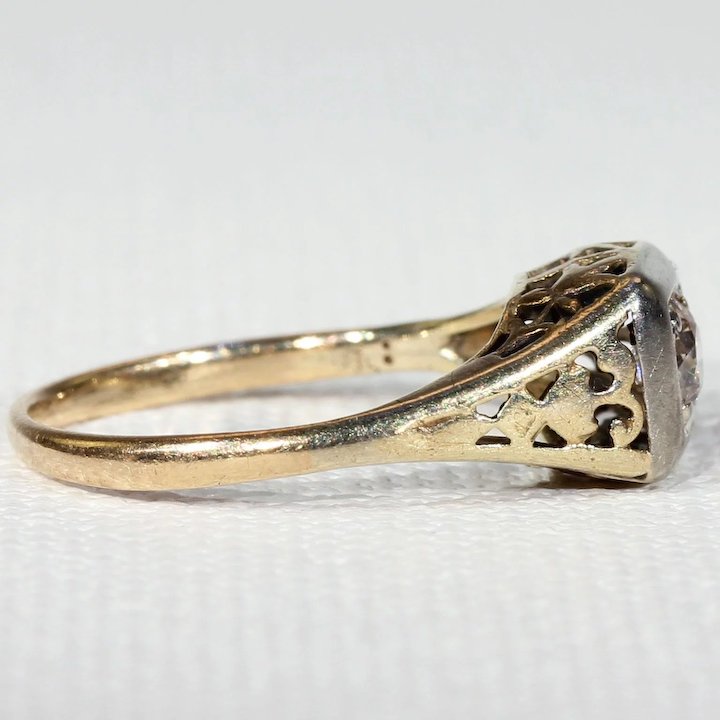 Vintage Gold Diamond Solitaire Ring
