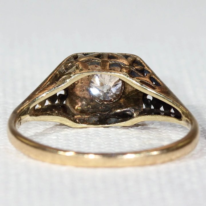Vintage Gold Diamond Solitaire Ring
