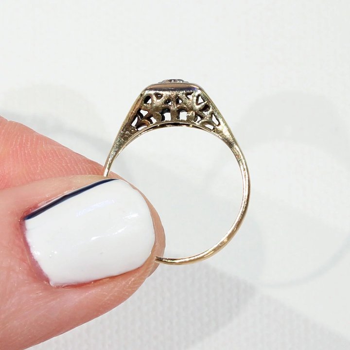 Vintage Gold Diamond Solitaire Ring