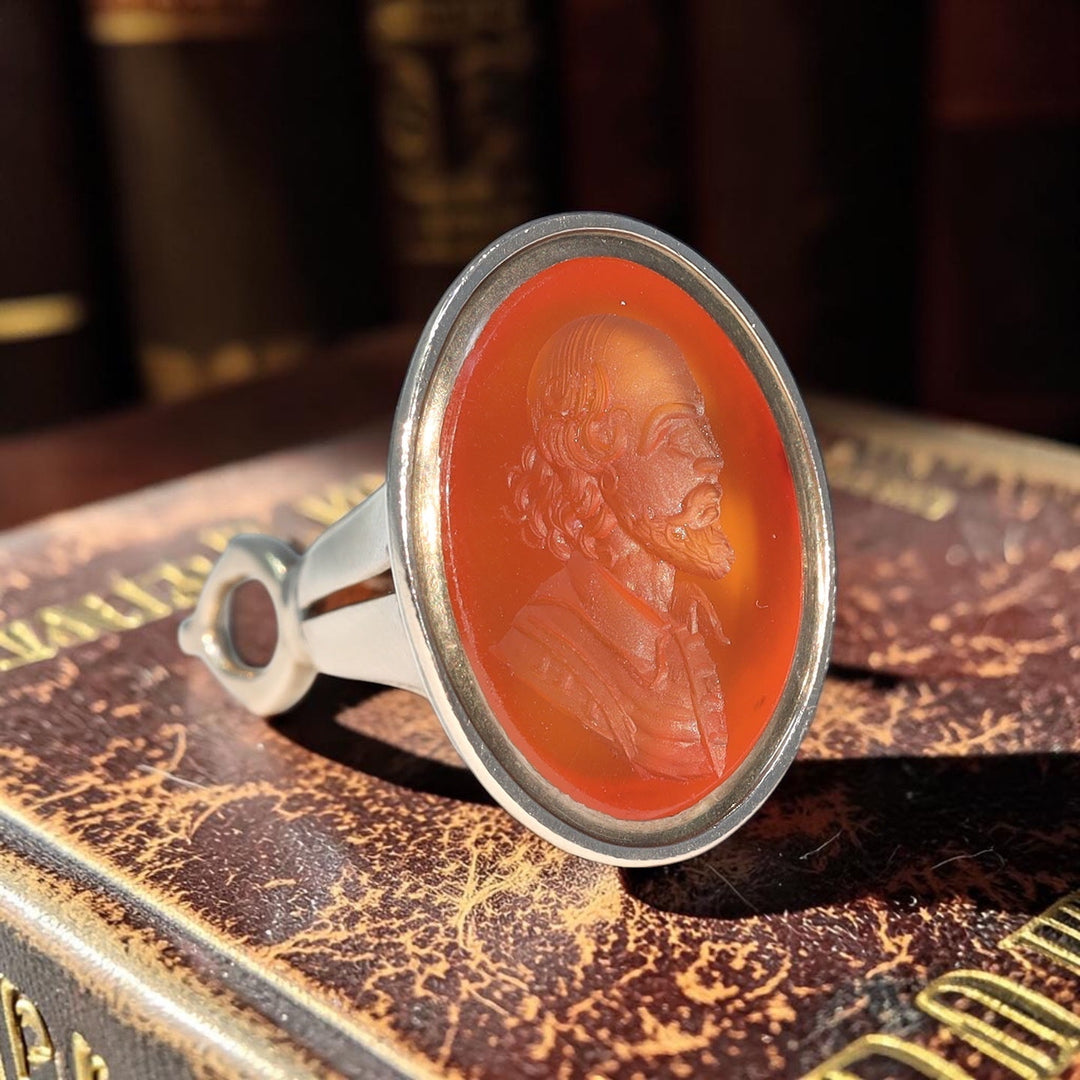 Victorian Gold Carnelian Shakespeare Seal Fob c.1870