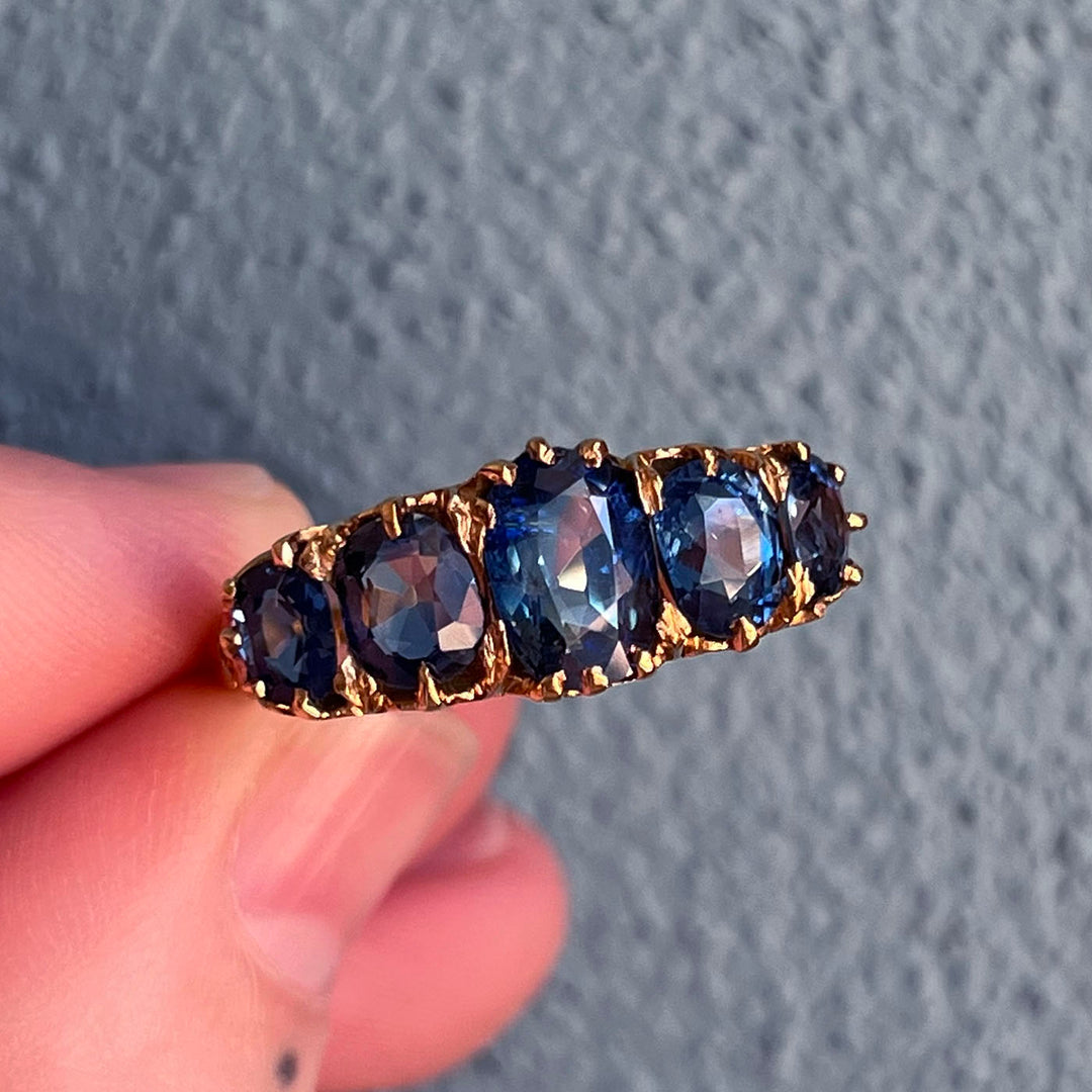 Antique Victorian 18k Gold Sapphire Ring, c. 1890