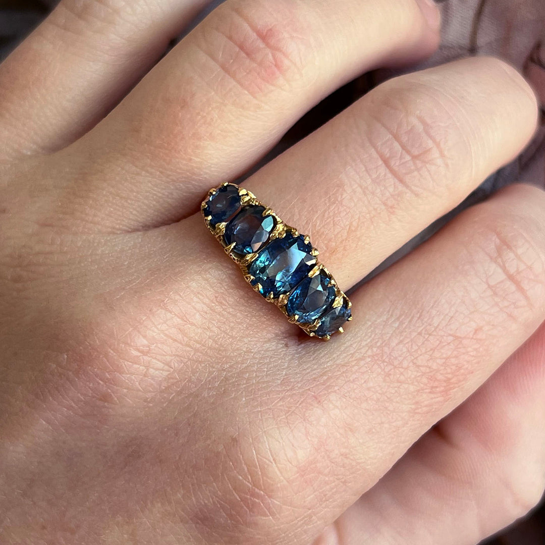 Antique Victorian 18k Gold Sapphire Ring, c. 1890