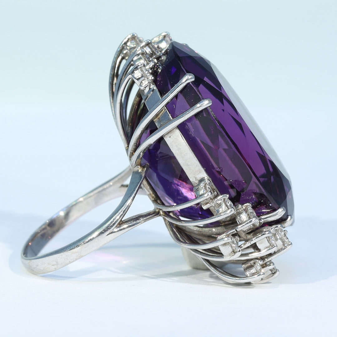 Luxury gemstone cocktail ring with 22 natural diamonds