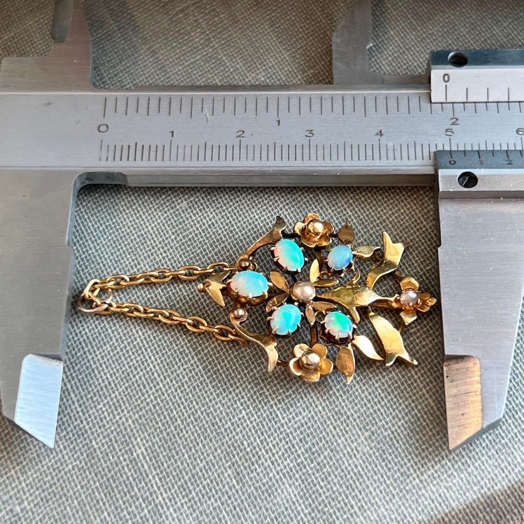 Art Nouveau Opal and Pearl Pendant in 15K Gold