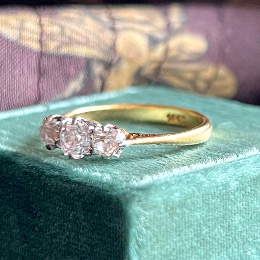 Vintage diamond ring band detail