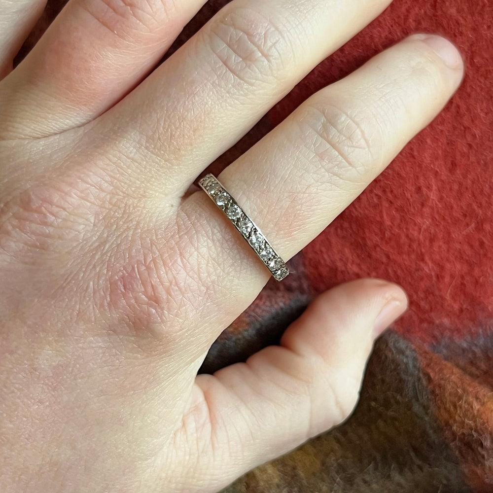 Antique Art Deco Eternity Band Platinum Diamond, c.1920