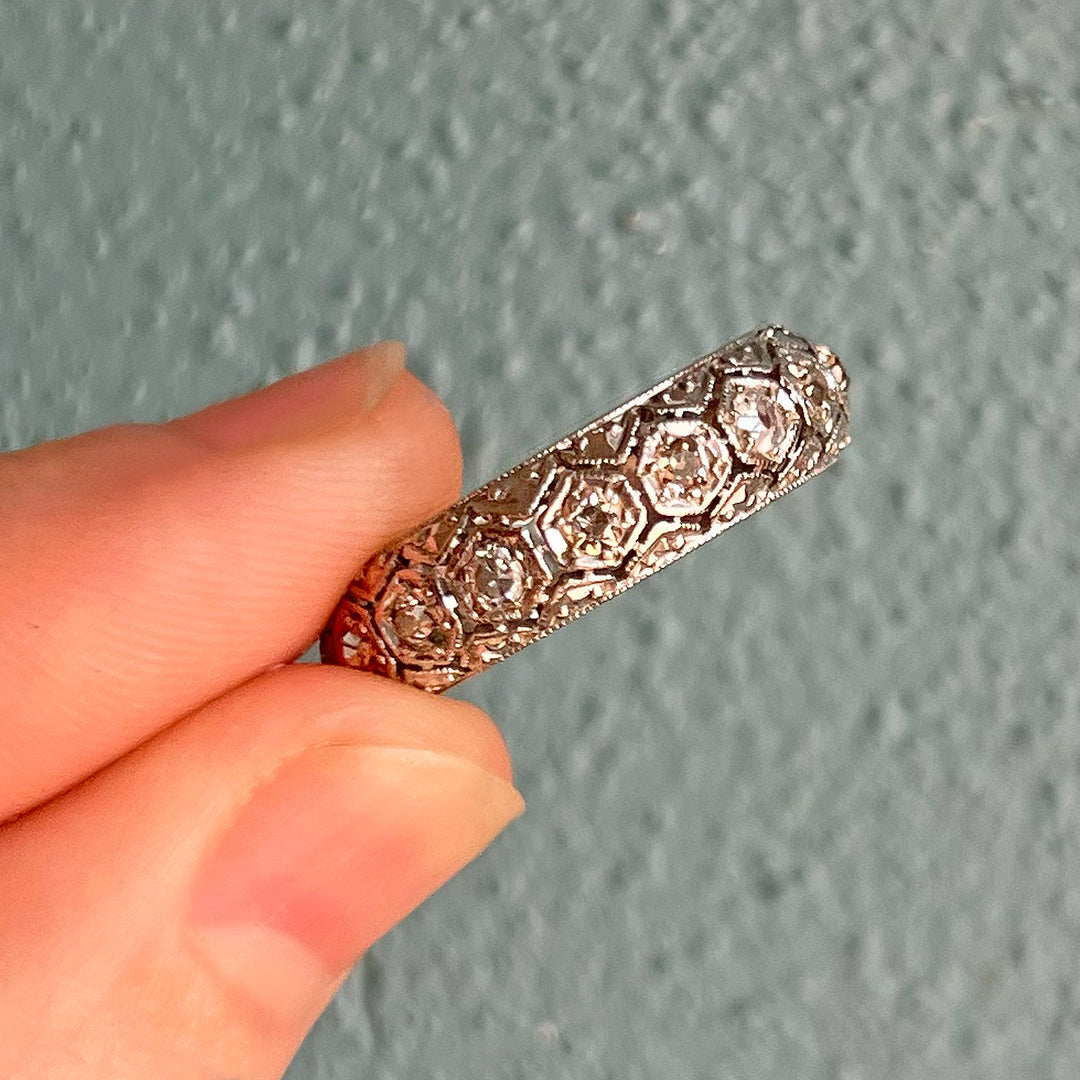 Antique Art Deco Eternity Band Platinum Diamond, c.1920