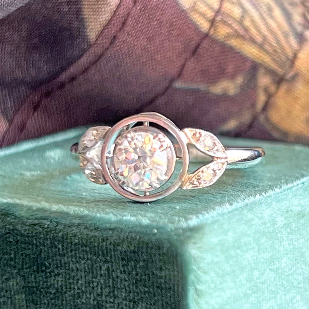 Vintage 1930s old-cut diamond solitaire ring close up