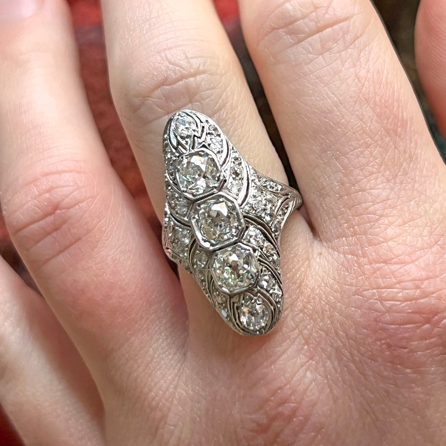 Antique Art Deco Ring Diamond Filigree Platinum c.1920