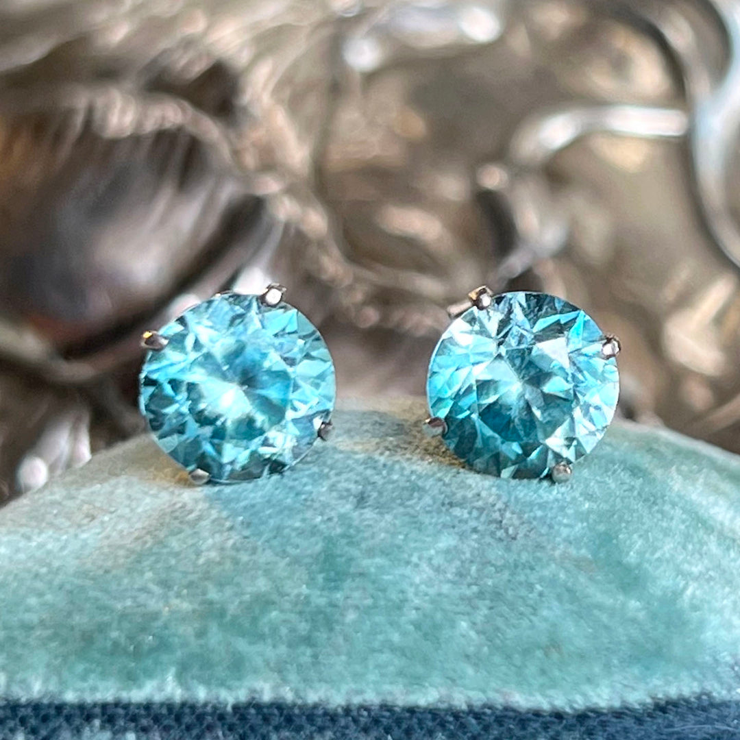 Antique Art Deco Zircon Earrings 18k White Gold Studs c. 1920