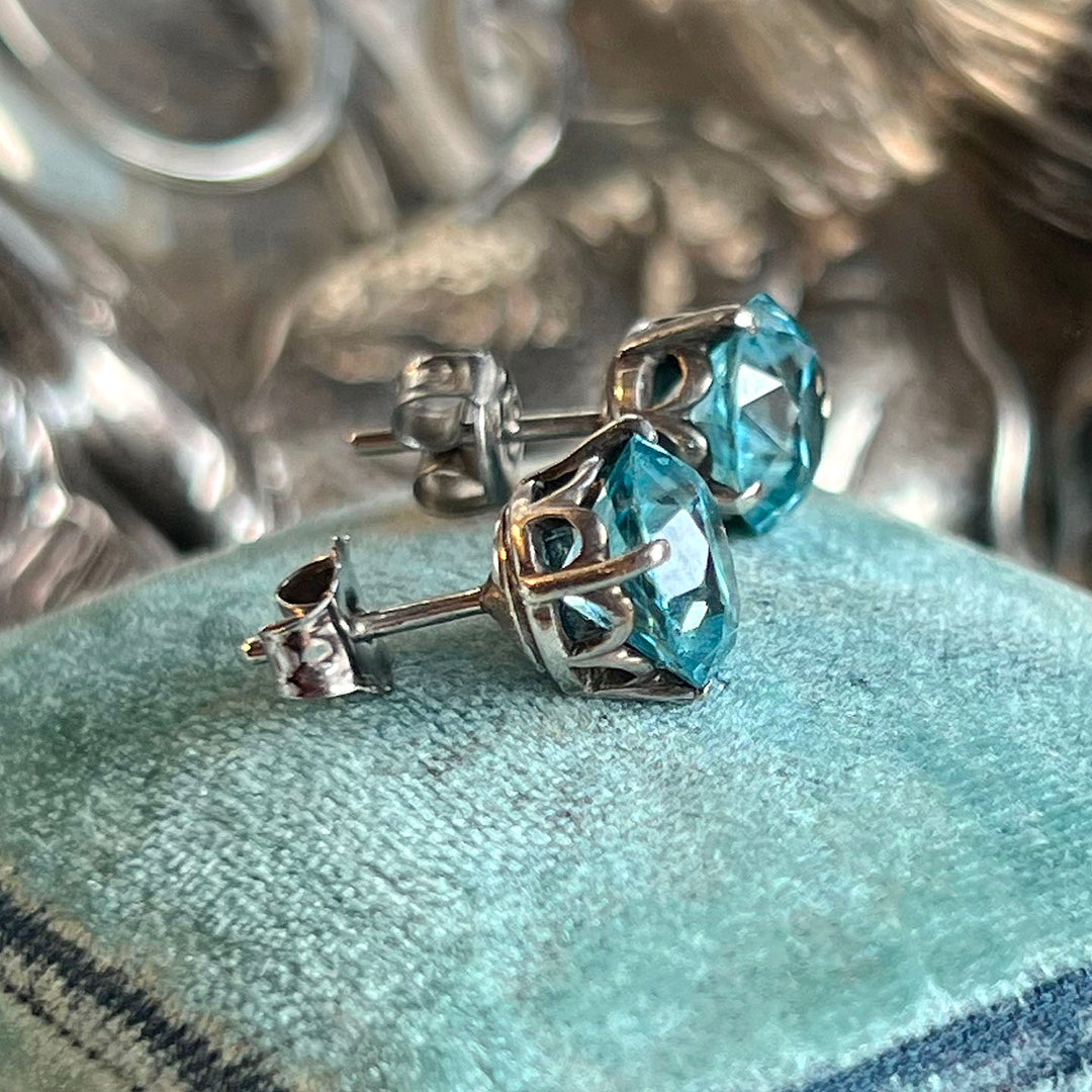 Antique Art Deco Zircon Earrings 18k White Gold Studs c. 1920