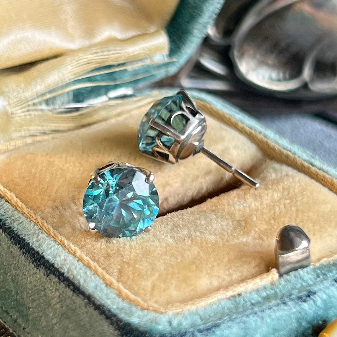 Antique Art Deco Zircon Earrings 18k White Gold Studs c. 1920