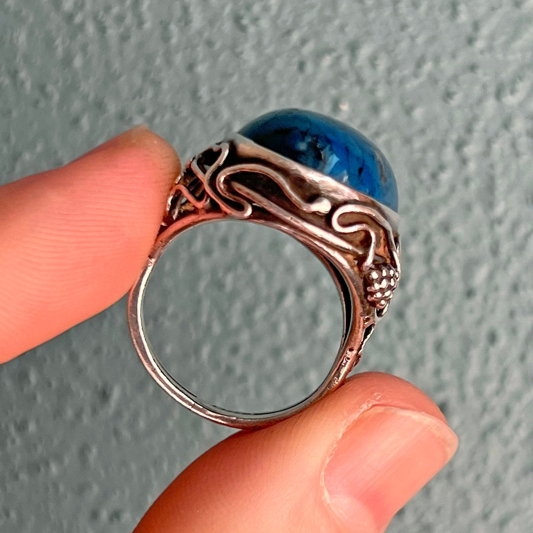 Side view handcrafted silver agate ring design