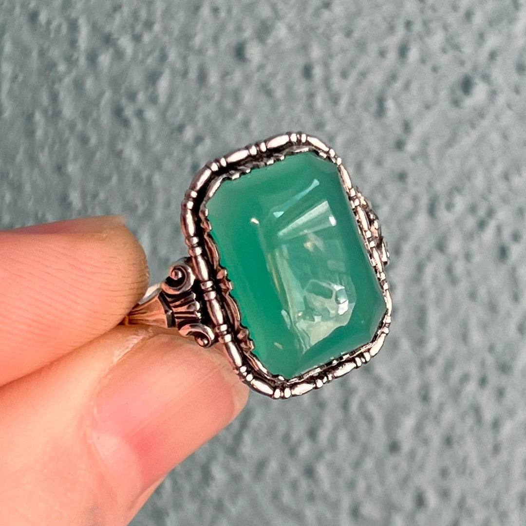 Antique Arts and Crafts Silver Green Chalcedony Ring c. 1910 Rectangular Cushion Chalcedony Ring Size 6.5