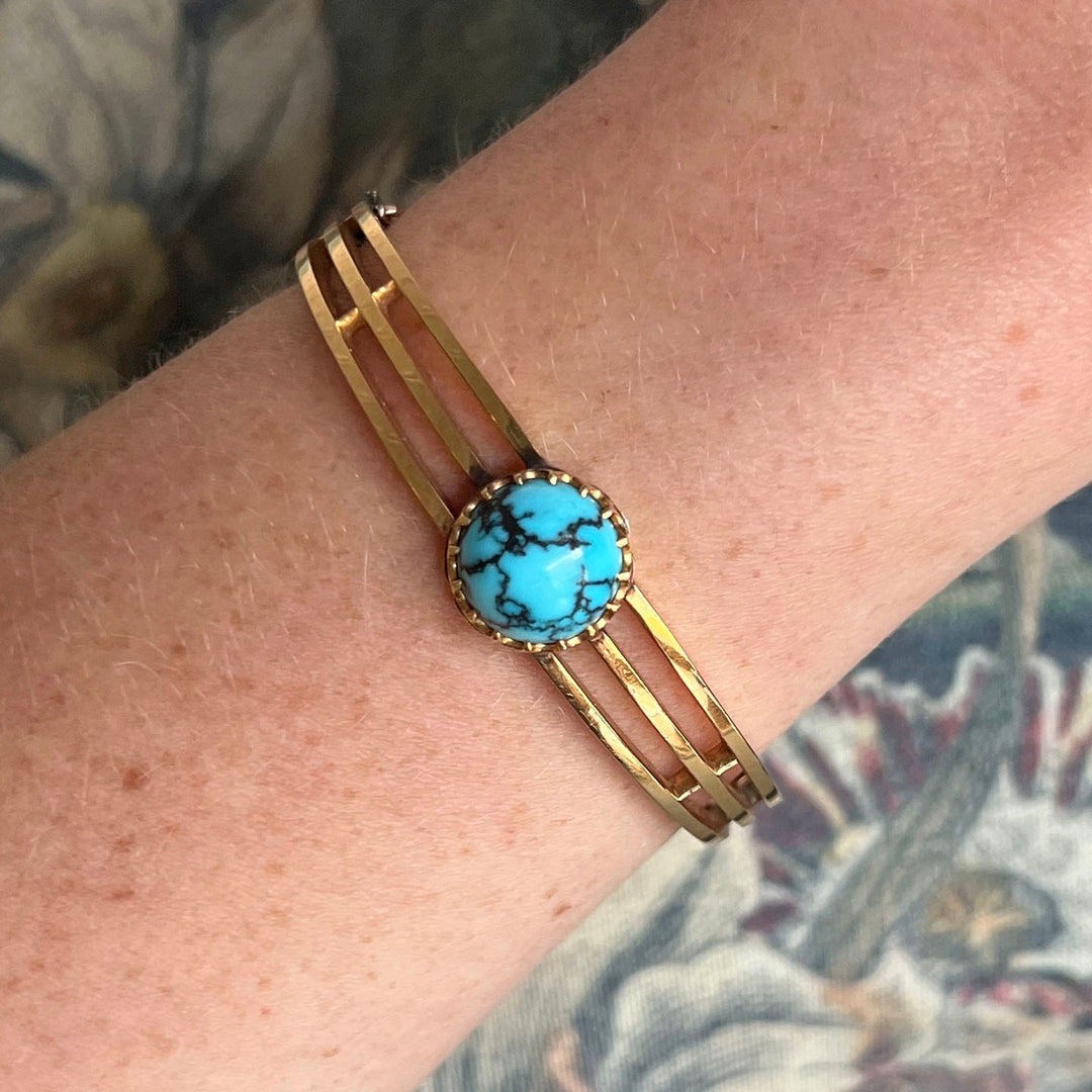 Antique Belle Époque French Bangle Bracelet Gold Turquoise, c.1900