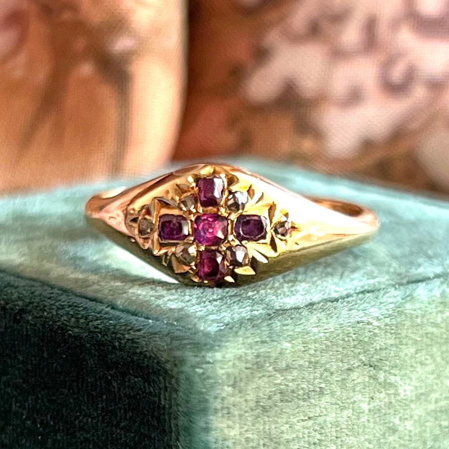 Antique Early Victorian ruby and diamond cluster ring in 18 karat gold