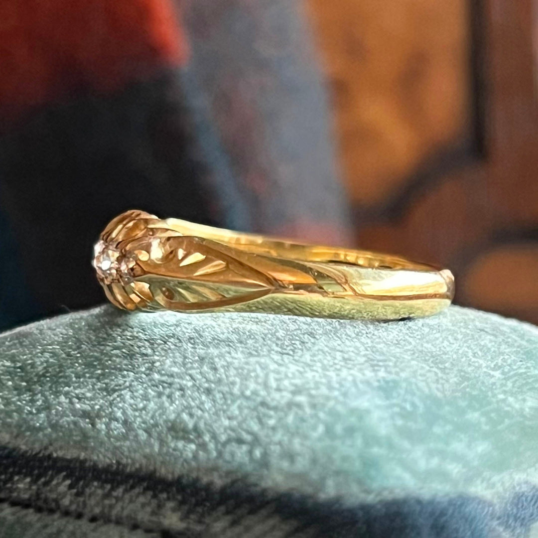 Antique Edwardian 18 Karat Gold Five Stone Diamond Ring, Chester c.1910, English Diamond Ring