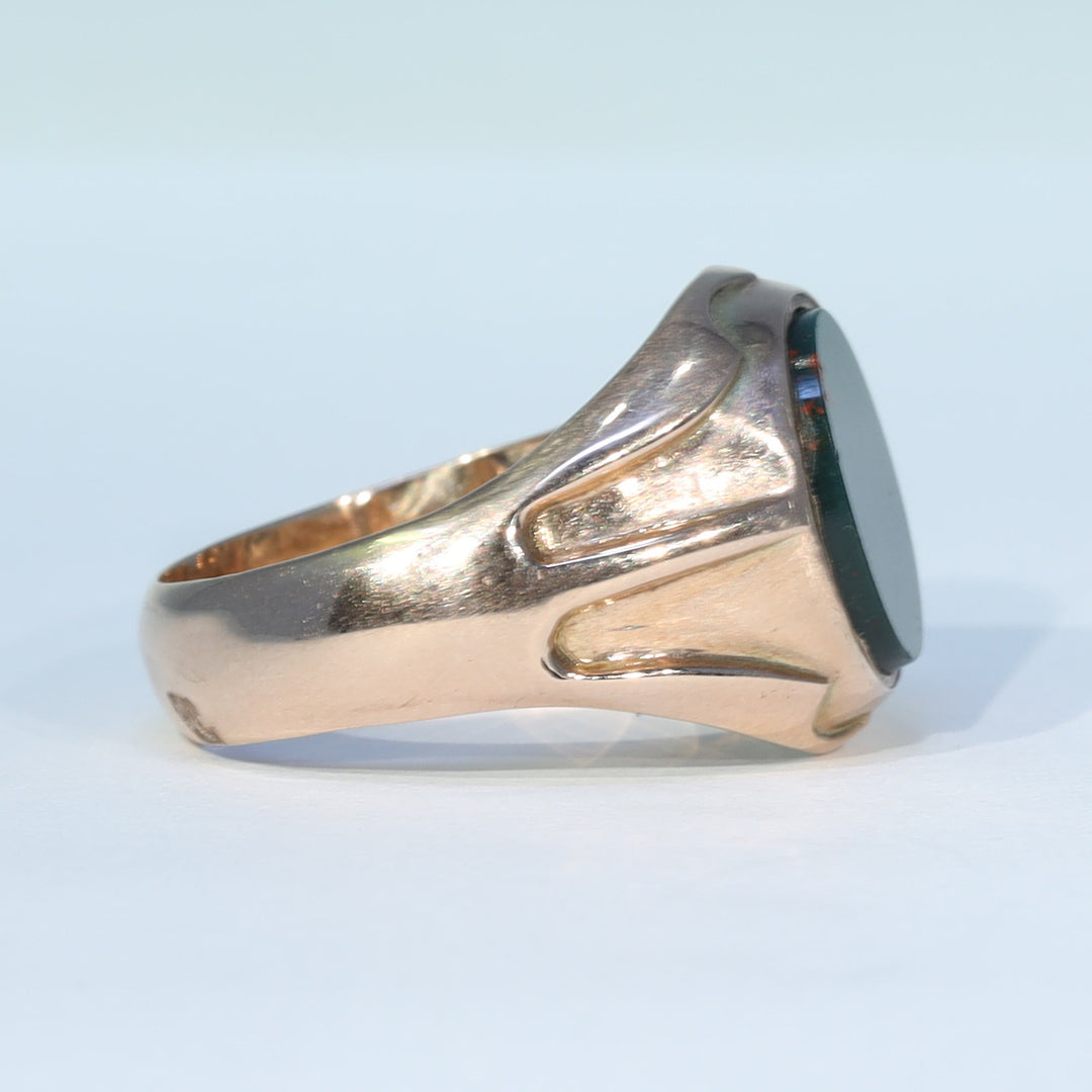 Antique bloodstone gentleman’s ring