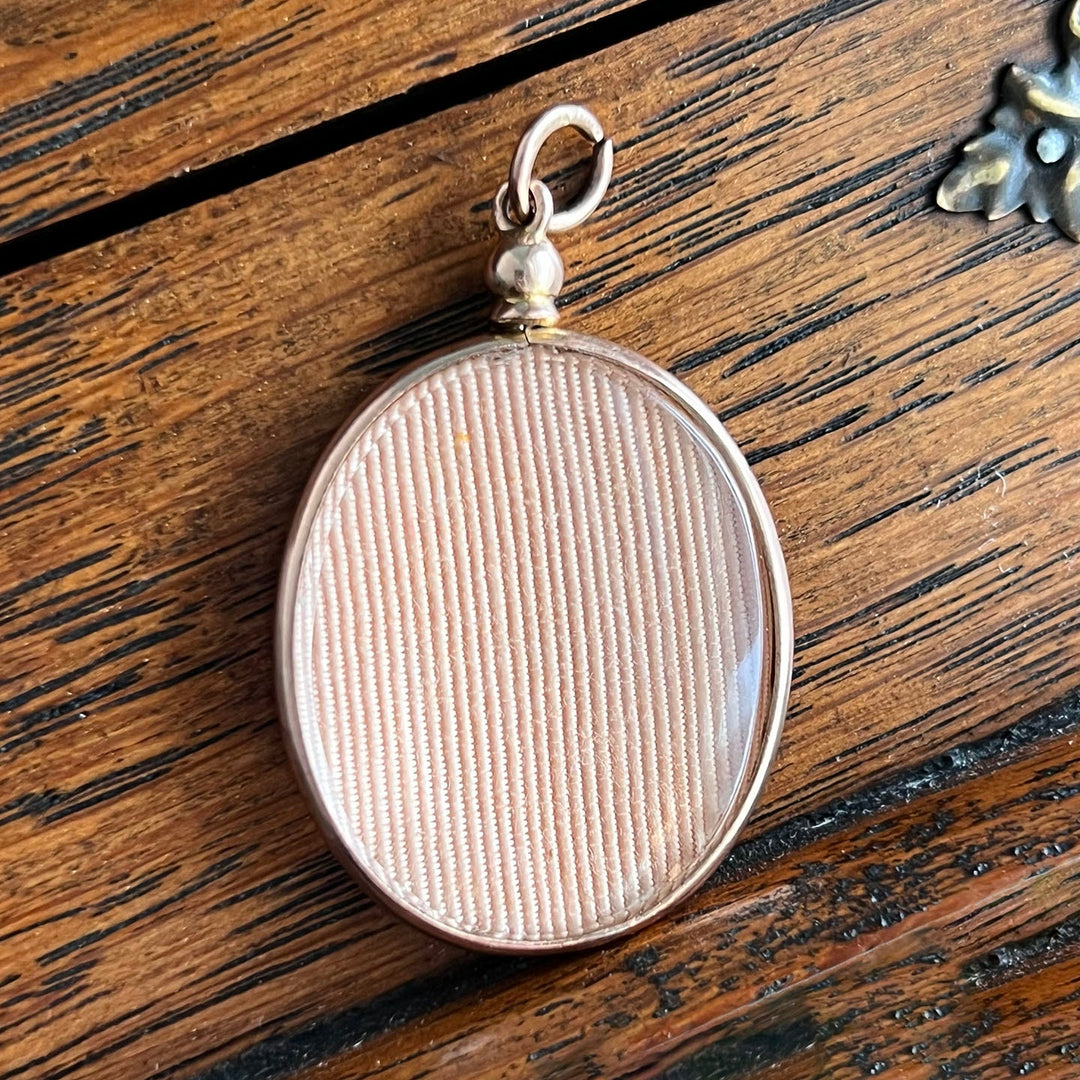 Edwardian gold locket keepsake pendant