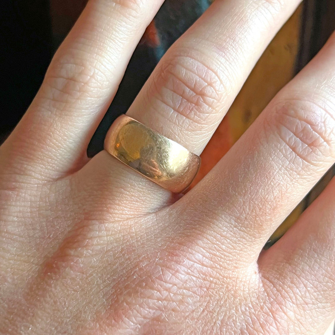 Antique Edwardian 9 Karat Gold Wedding Band, Birmingham 1918, Wide
