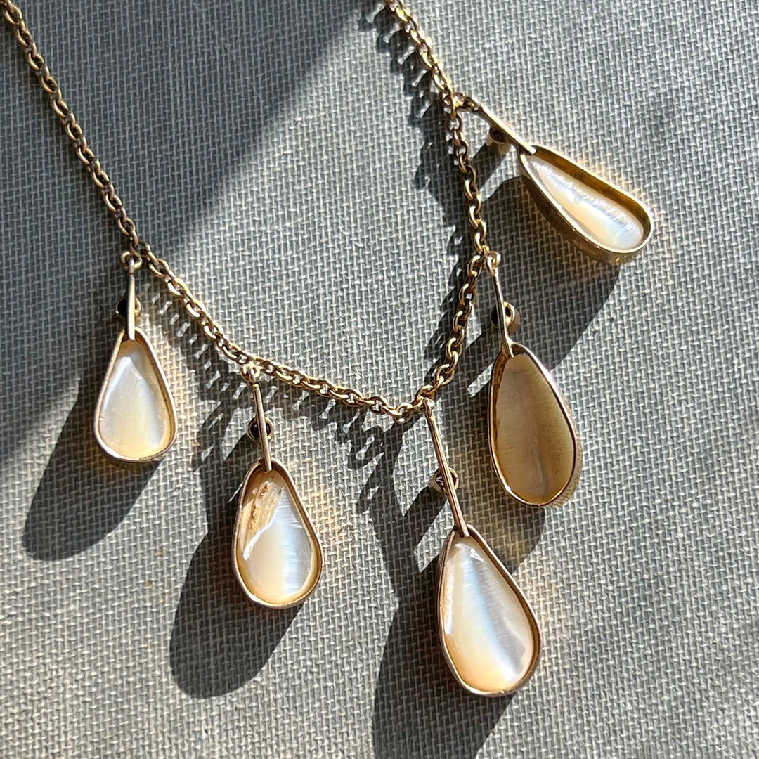 Vintage gold necklace graceful Edwardian style