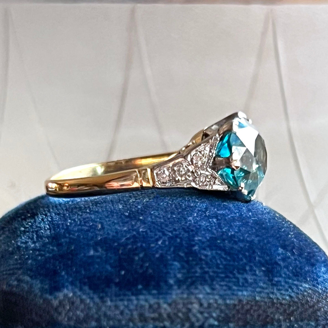 Side profile of zircon diamond ring