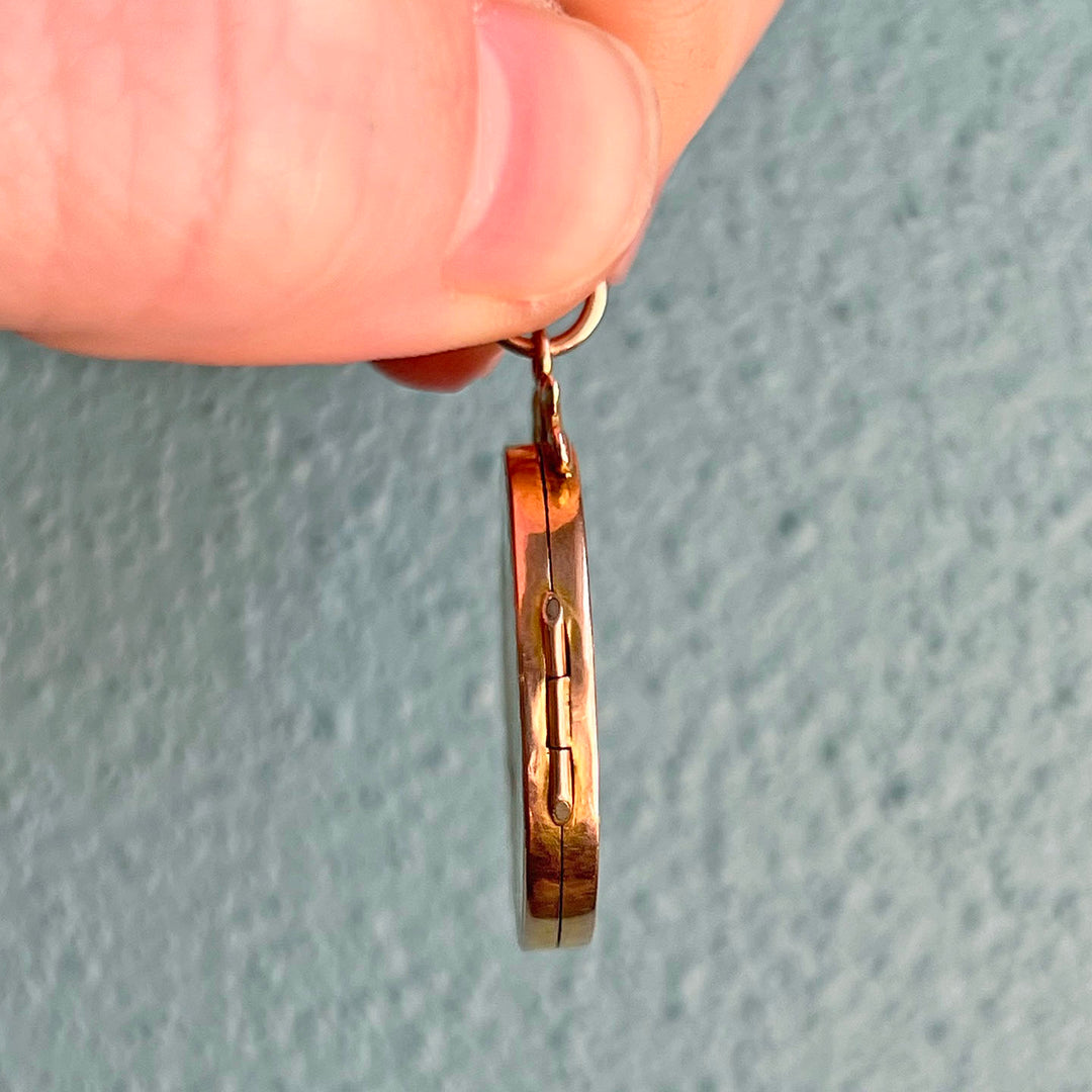 Antique Edwardian Locket Engraved Gold Birmingham 1913