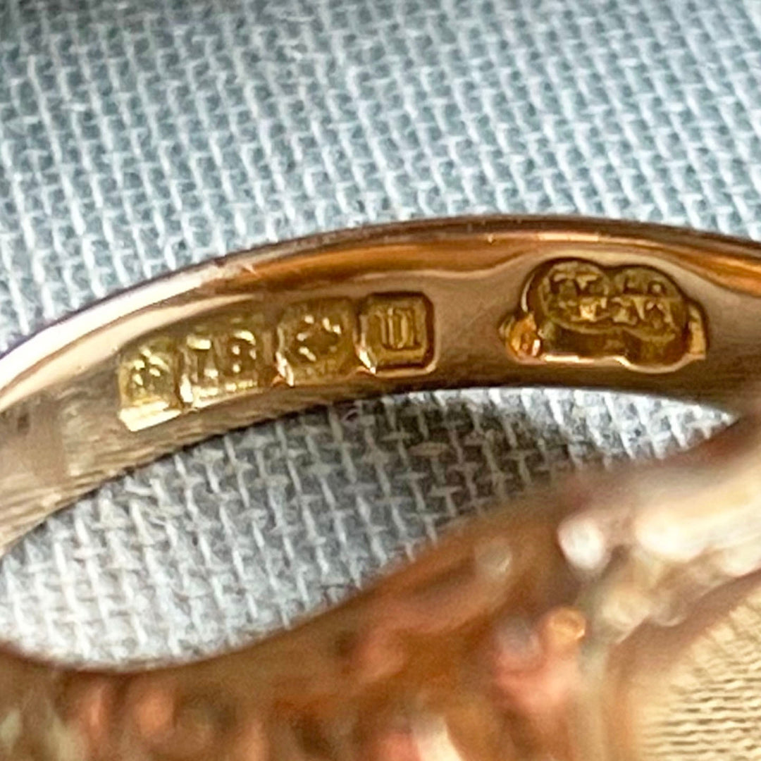 English antique signet ring solid gold Birmingham hallmark