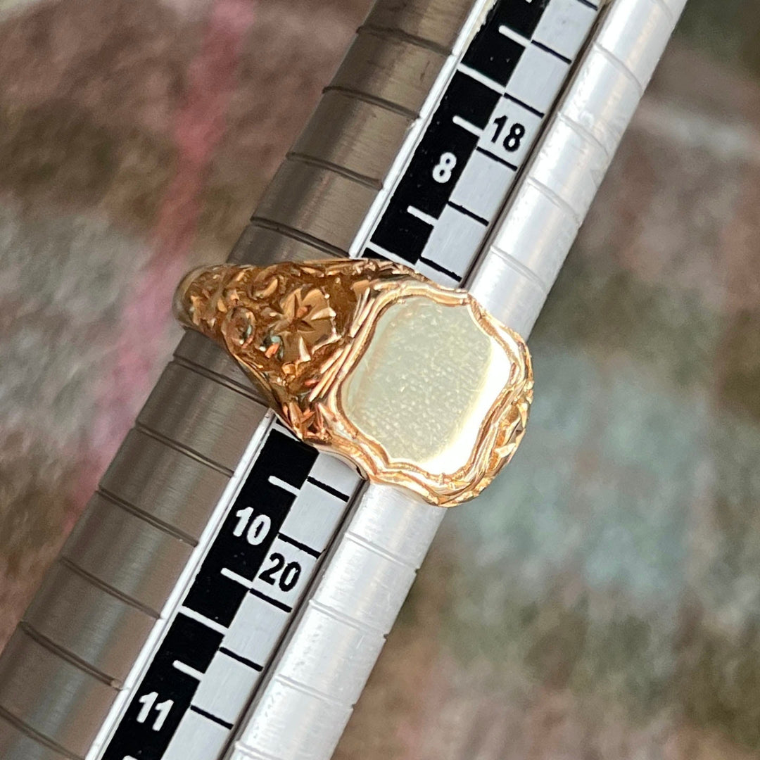 Antique English Gold Signet Ring with Engraved Shoulders, Birmingham 1919