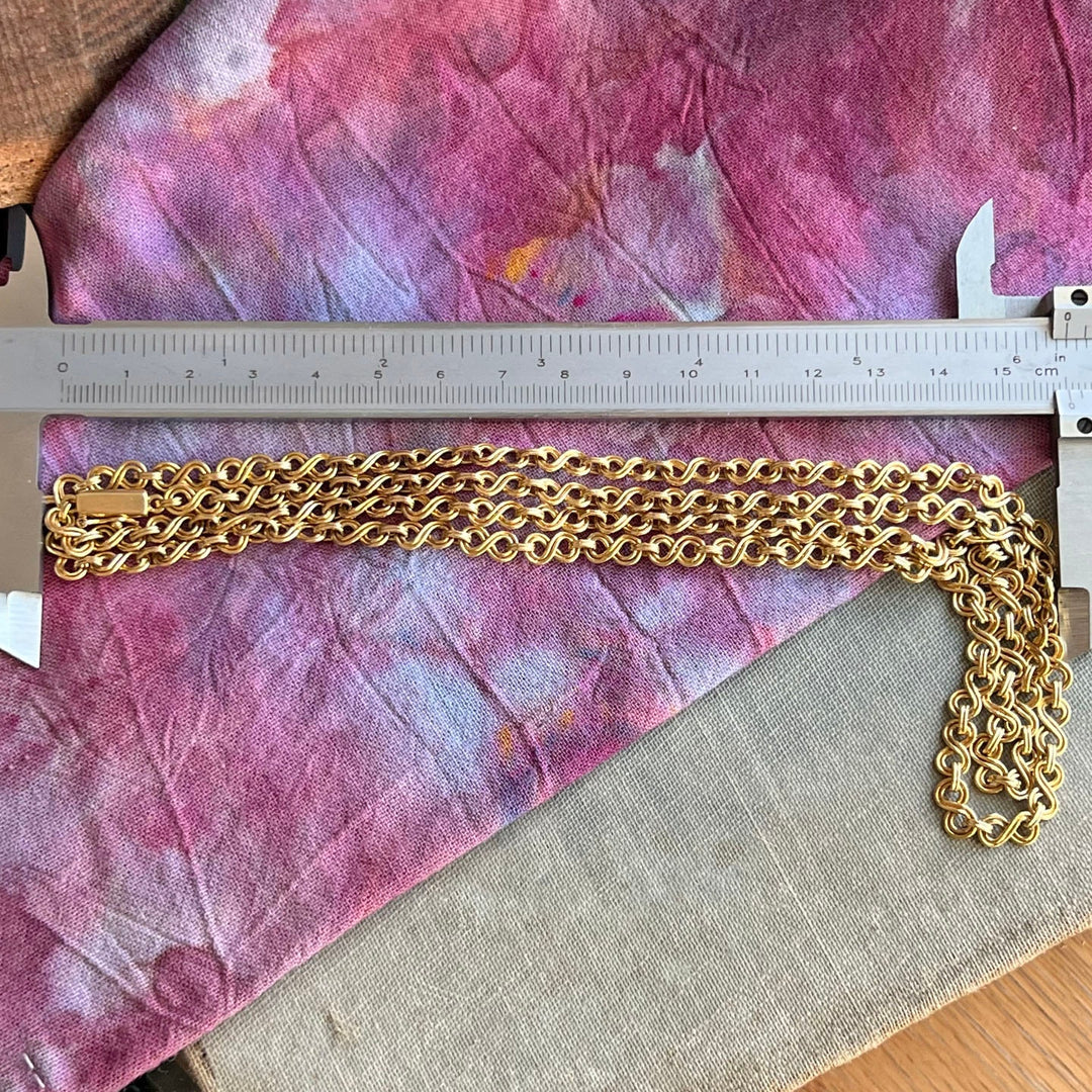 Solid 18 karat gold long necklace vintage jewelry