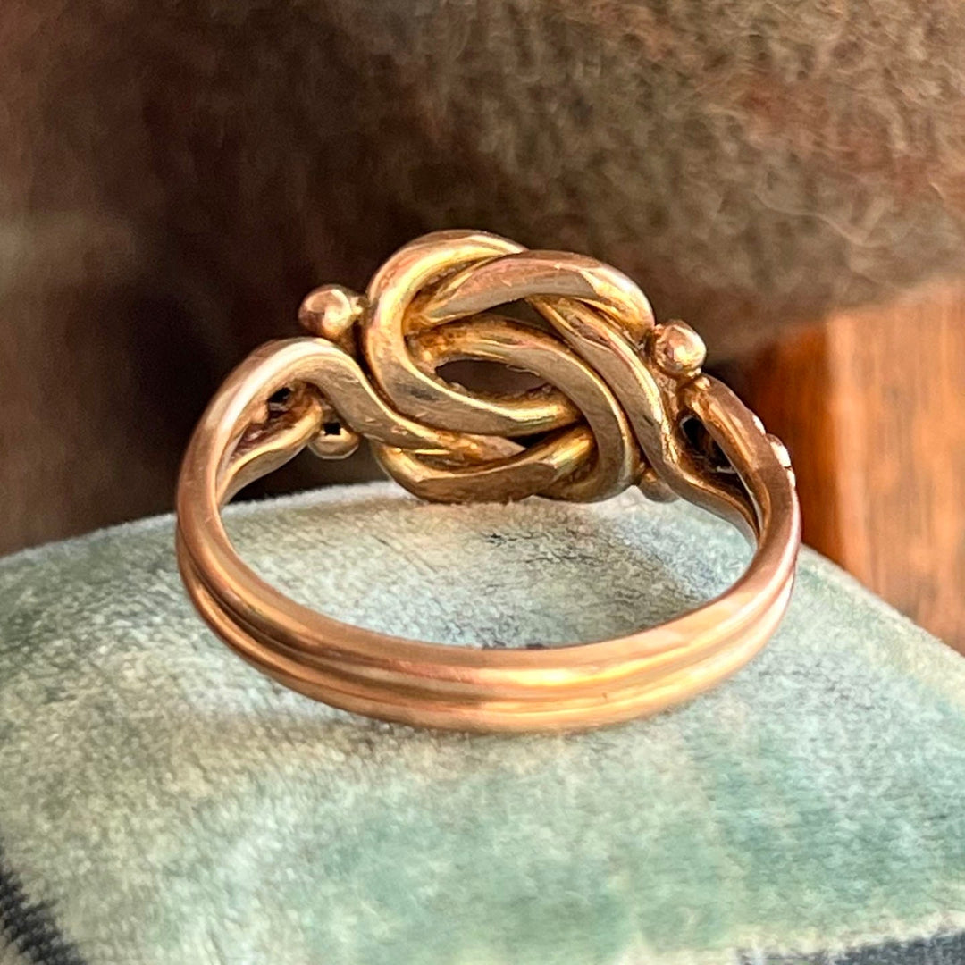 Antique gold knot ring classic Victorian design