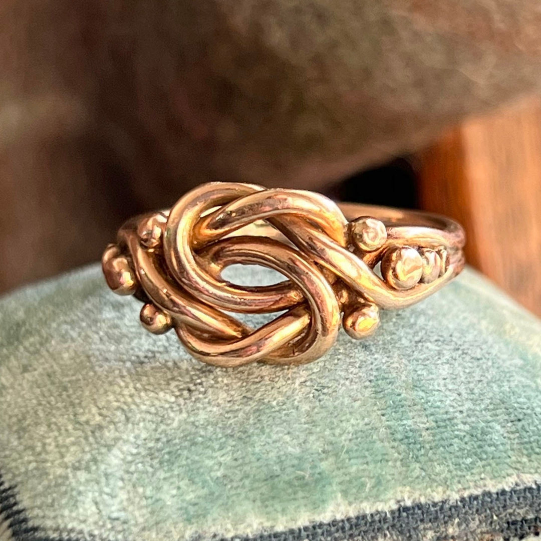 Antique gold knot ring classic Victorian design
