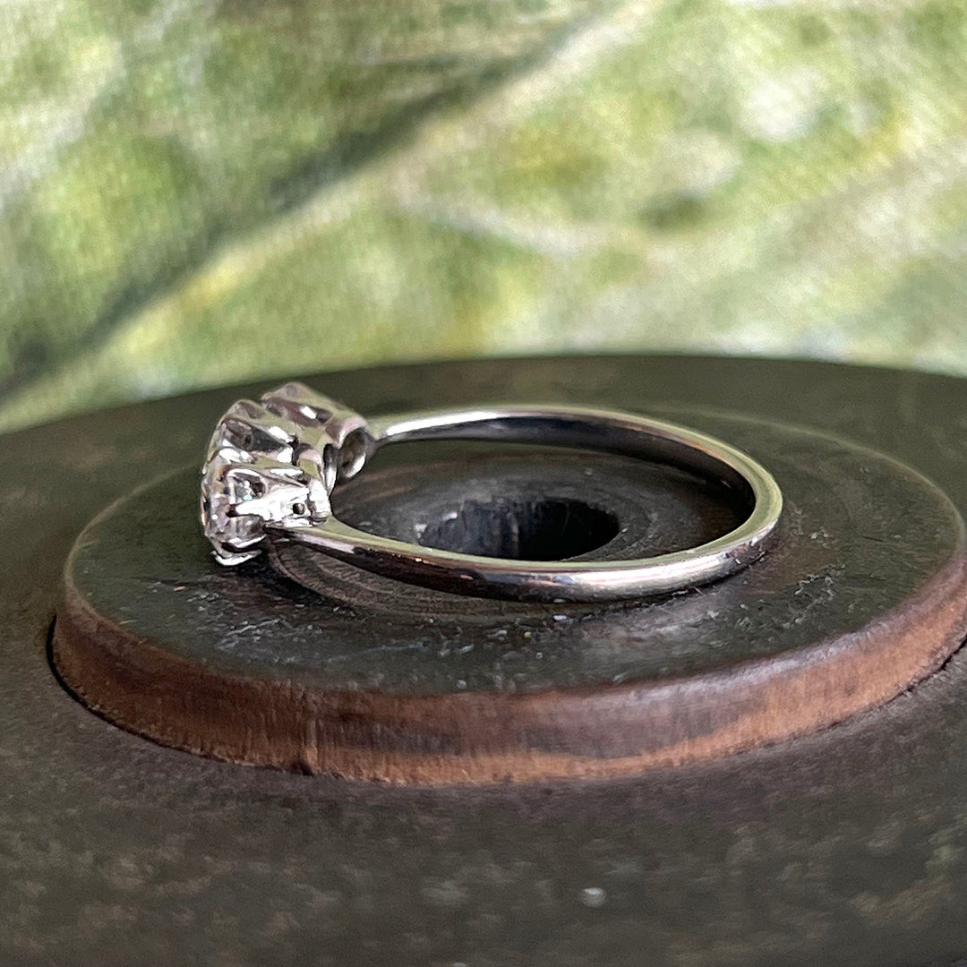 Antique Three-Stone Diamond Ring Gold and Platinum, c. 1920