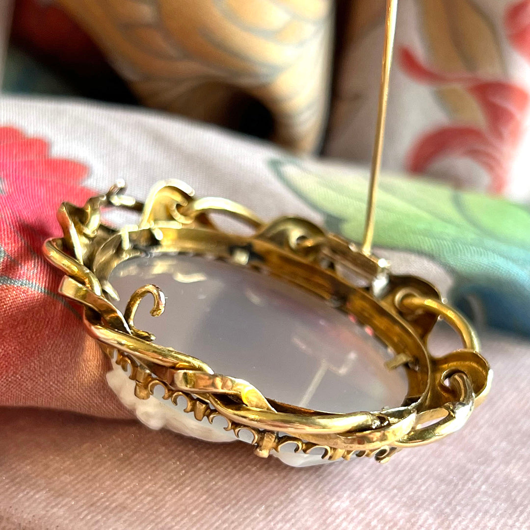 Antique Victorian 18k Gold Cameo Brooch Diamond Enamel Sardonyx, c. 1870