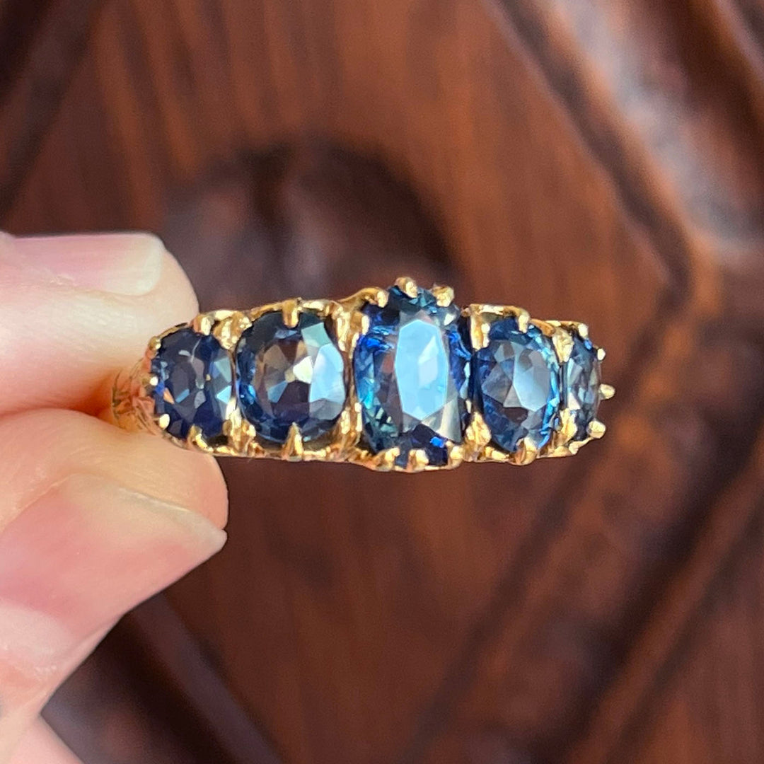 Antique Victorian 18k Gold Sapphire Ring, c. 1890