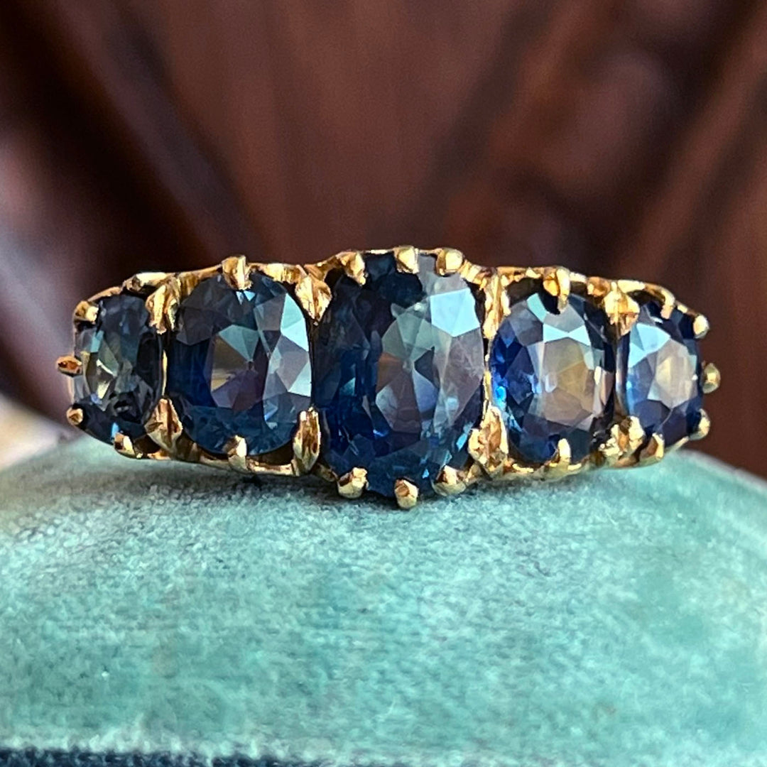 Antique Victorian 18k Gold Sapphire Ring, c. 1890