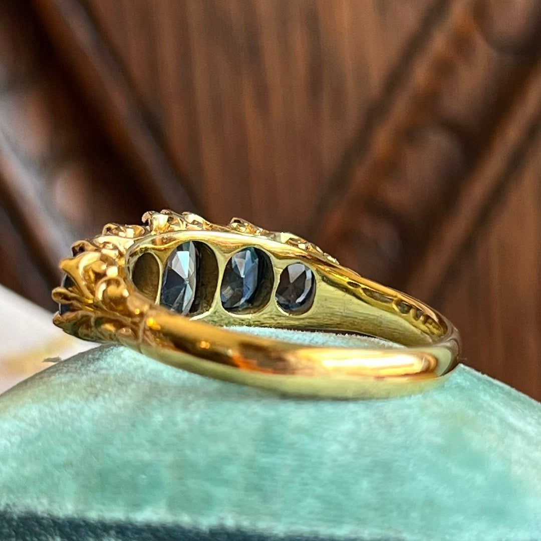 Antique Victorian 18k Gold Sapphire Ring, c. 1890