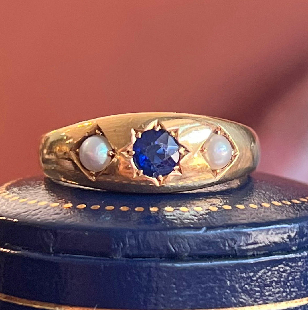 Antique Victorian 3-Stone Ring 18k Gold Sapphire and Pearl, c.1890