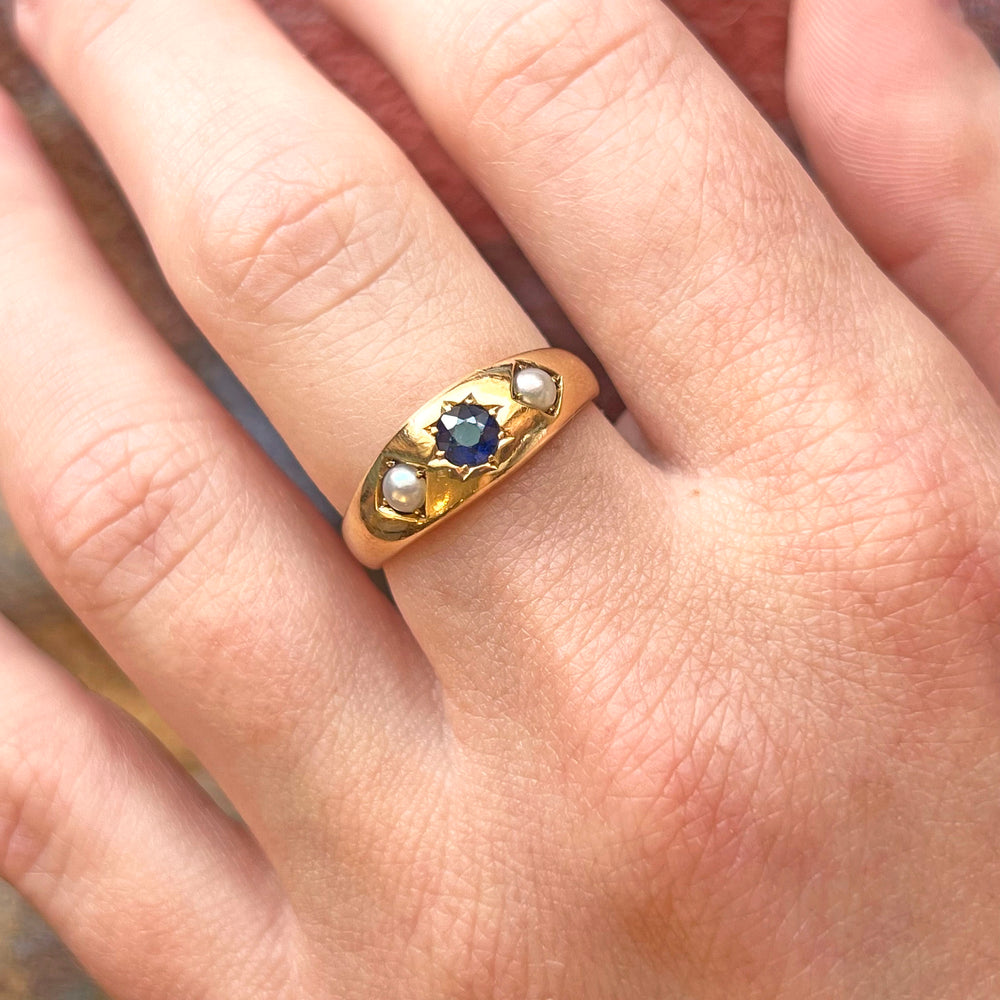 Antique Victorian 3-Stone Ring 18k Gold Sapphire and Pearl, c.1890