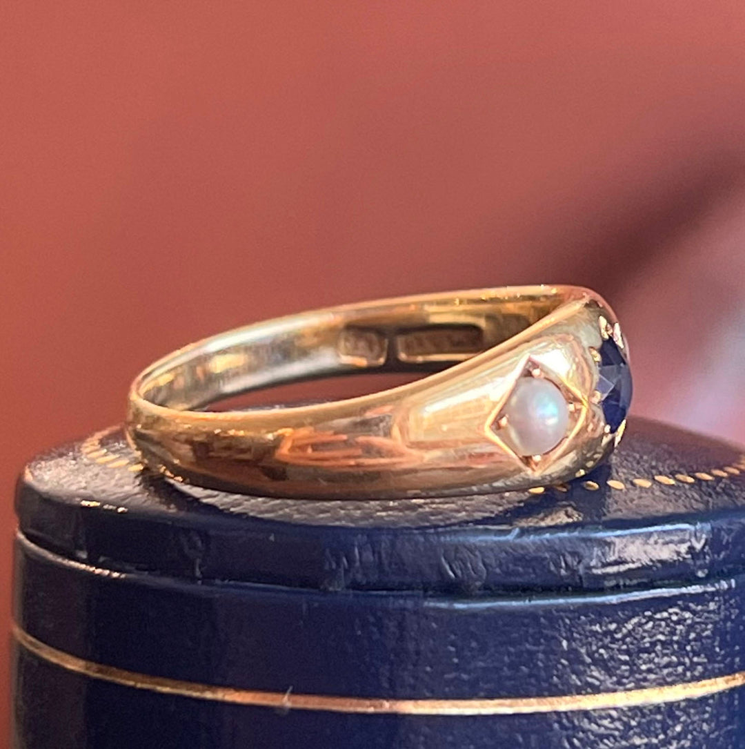 Antique Victorian 3-Stone Ring 18k Gold Sapphire and Pearl, c.1890