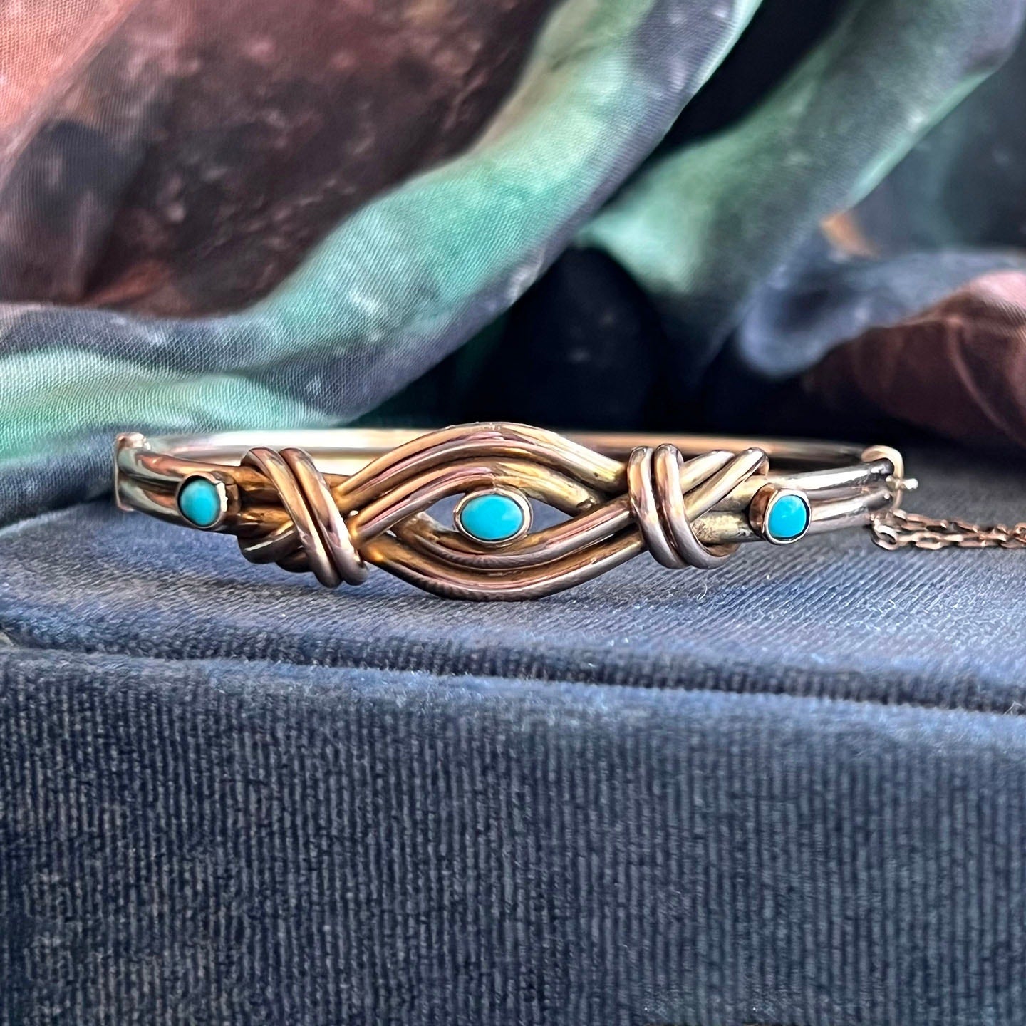 便*ン様 【Garden of Eden】Turquoise Bangle Antique Victorian 9k Gold Turquoise Love Knot Bangle c. 1880