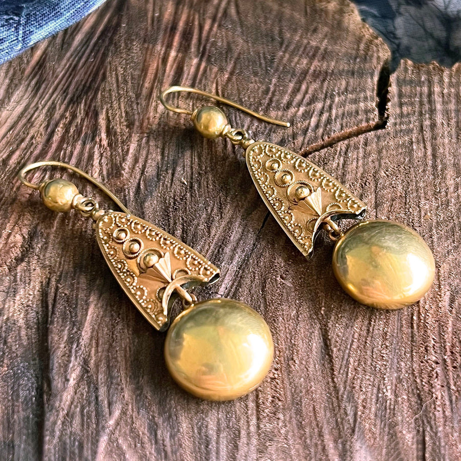 Antique Victorian Etruscan Revival gold drop earrings England c1870