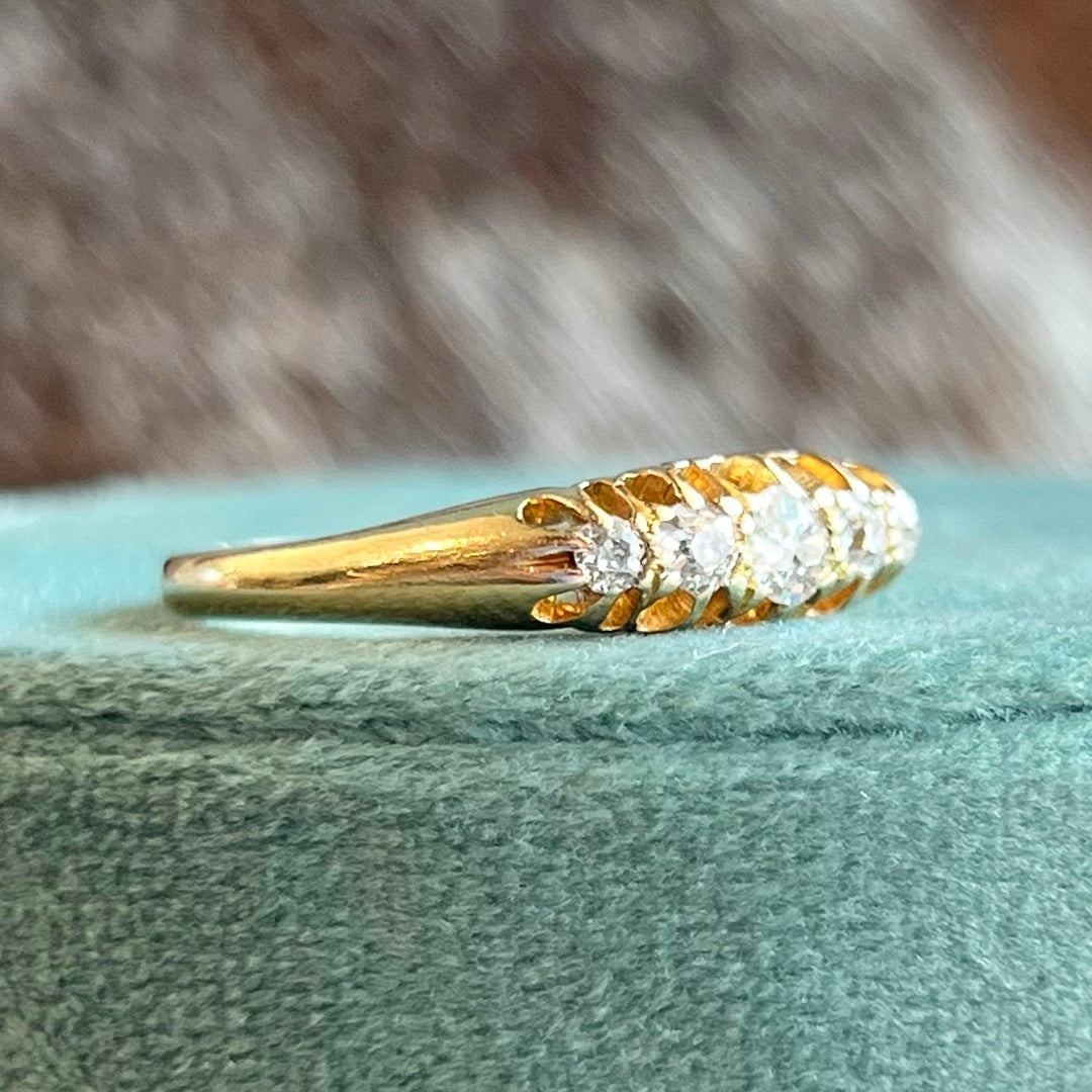 Antique Victorian Five-Diamond Ring 18k Gold, London 1897