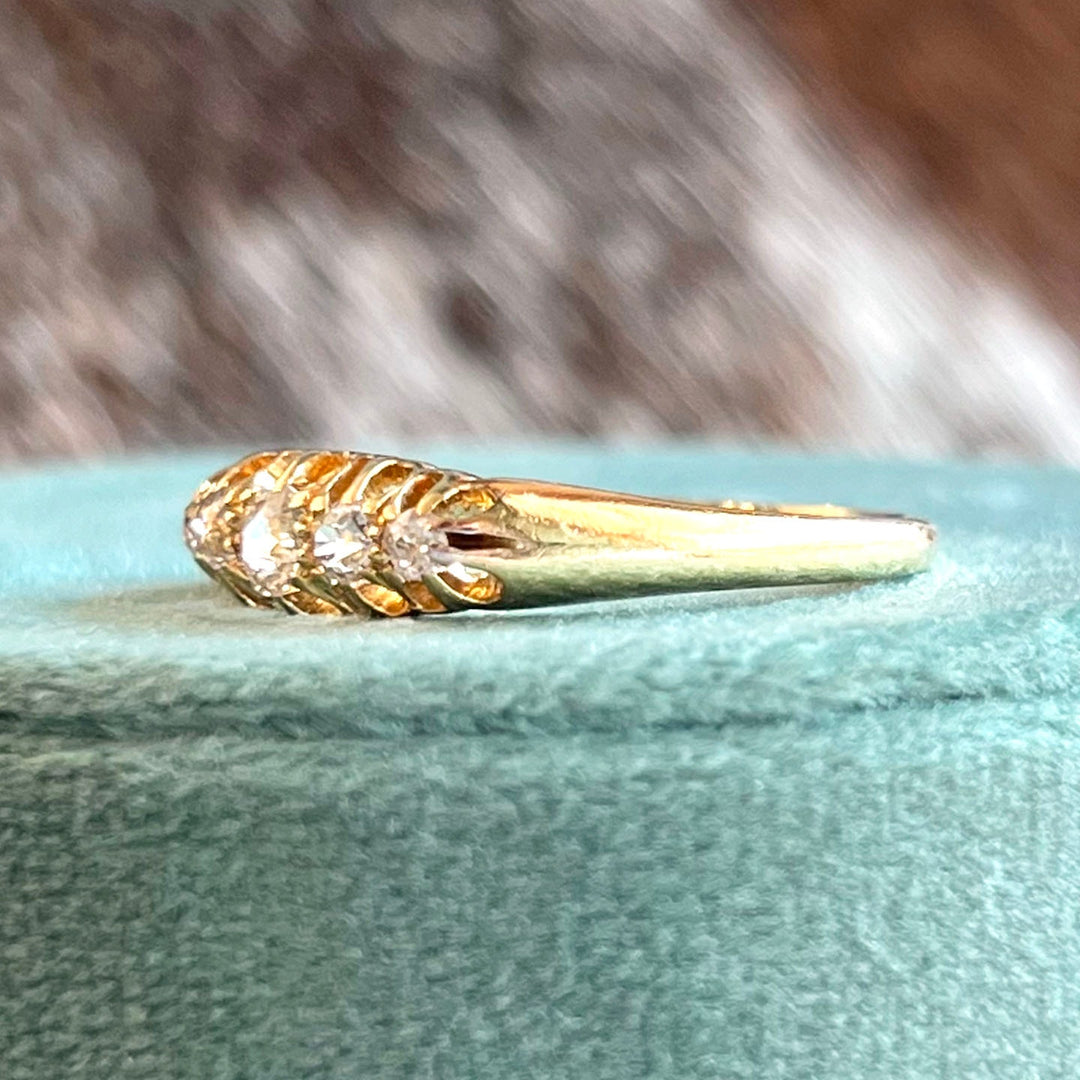 Antique Victorian Five-Diamond Ring 18k Gold, London 1897