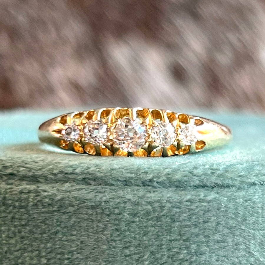 Antique Victorian Five-Diamond Ring 18k Gold, London 1897